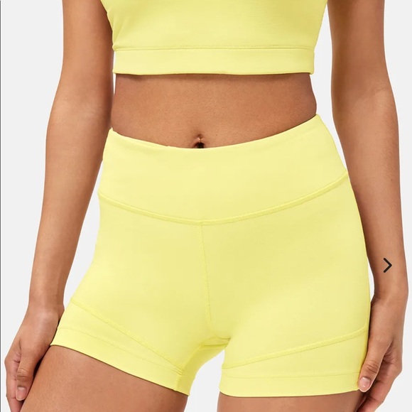 🚫SOLD🚫 OV Move Free 3.5” shorts in Gecko (S) - Picture 3 of 9